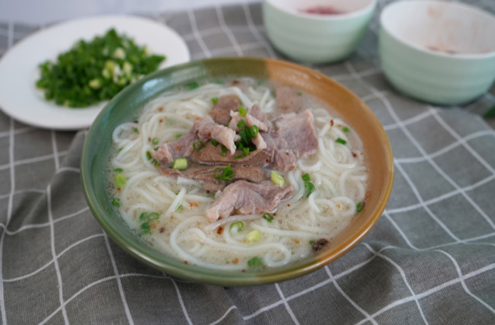 壤塘原味汤粉王培训